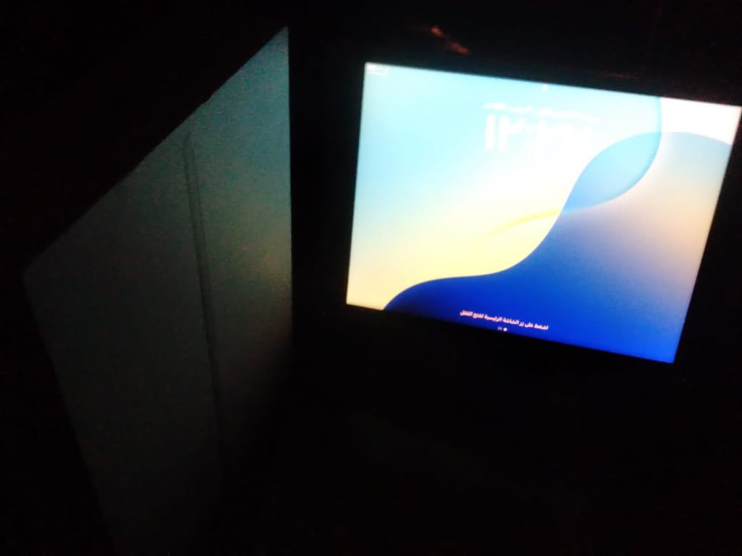 سلام عليكم ايباد 9 نضيف بحاله جيده نضافه 100% 🔥كامل ملحقات لو ابيض صدفي غني عن التعريف للبيع السعر 270وبيه مجال بسيط للشراي 

للتواصل /*********** متوفر واتساب
