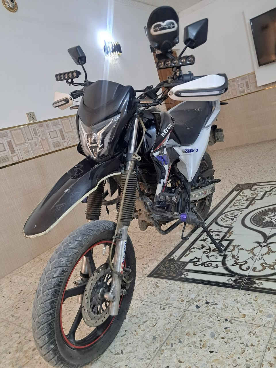 االسلام عليكم دايون دافنجر جيل الثالث مكينه ٢٠٠ سيسي دراجه جديده كفاله رقم وسنويه اربيل تحويل شوكت ميعجبك بيه هواي غراض اضافيه لدات السعر 2700 وبيه مجال مكاني بغداد البياع تقاطع درويش *********** بي وتساب
