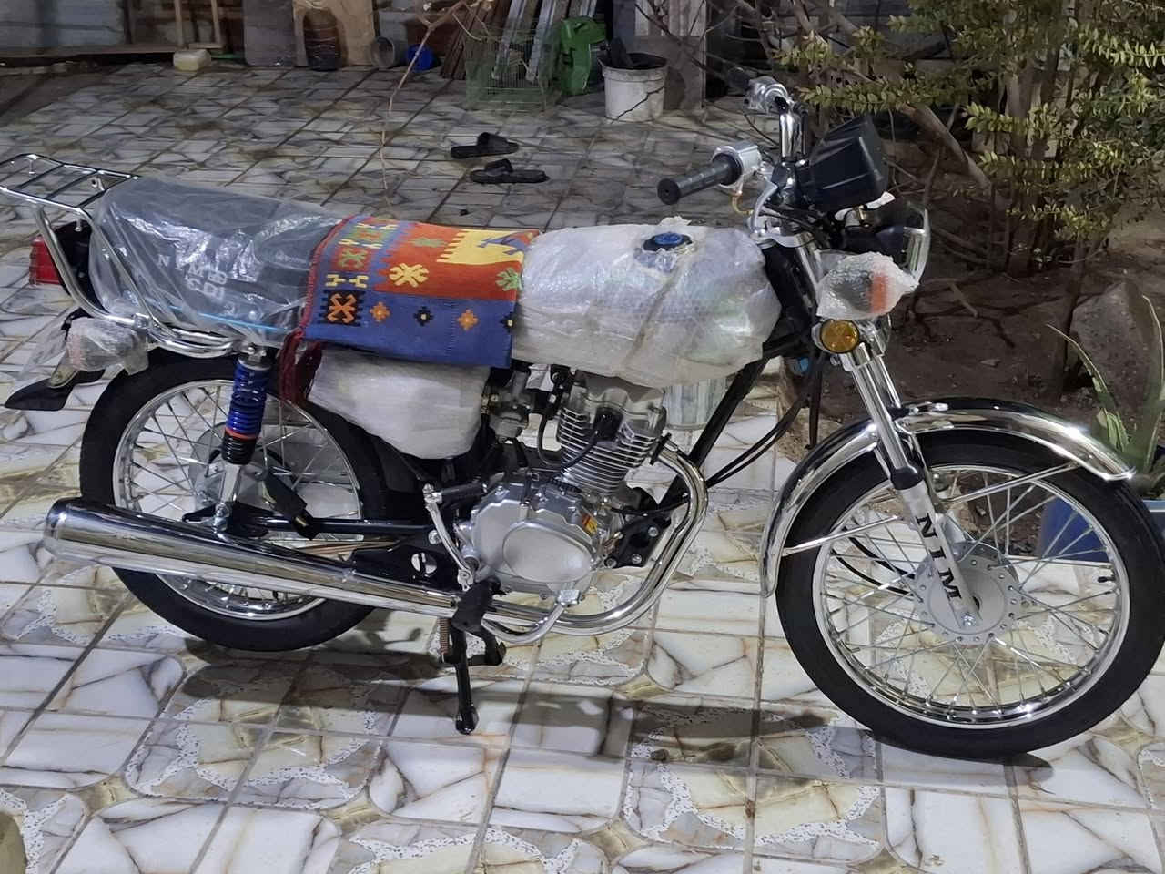 للبيع ب700 وبيه مجال ***********
