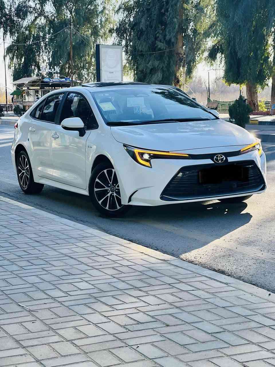 كورلا 2025 هايبرد ✅

سنة الصنع : 2025

مشي السيارة : 11KM

لون السيارة : ابيض 

رقم السيارة : نينوى الجديد مشروع وطني 

حجم المحرك : 1.8 هايبرد 

فول مواصفات : 1/1

1-سلايد 
2-رادارات 360 درجة 
3-بصمة تشغيل 
4-ليد امامي 
5-كيج ديجيتال
6-بصمة ابواب 
7-تحديد مسار 
8-لايت امامي ليد 
9-ويل كب كروم 
10-اشاير بالمري 
11-صندوق بصمة 
12-تبريد خلفي 
13-تبريد ديجيتال 
14-شاشة كبيرة
15-تحكمات استيرن 
16-مثبت سرعة 
17-هند بريك بصمة 
18-اوتو هولد 
19-توقف ذاتي 
20-قيادة ذاتية 
21-ثلاث وضعيات قيادة 

السيارة بدون ضرر وبدون صبغ وبدون تبديل 

مكان السيارة   -موصل-

السعر -157- 

***********

***********
