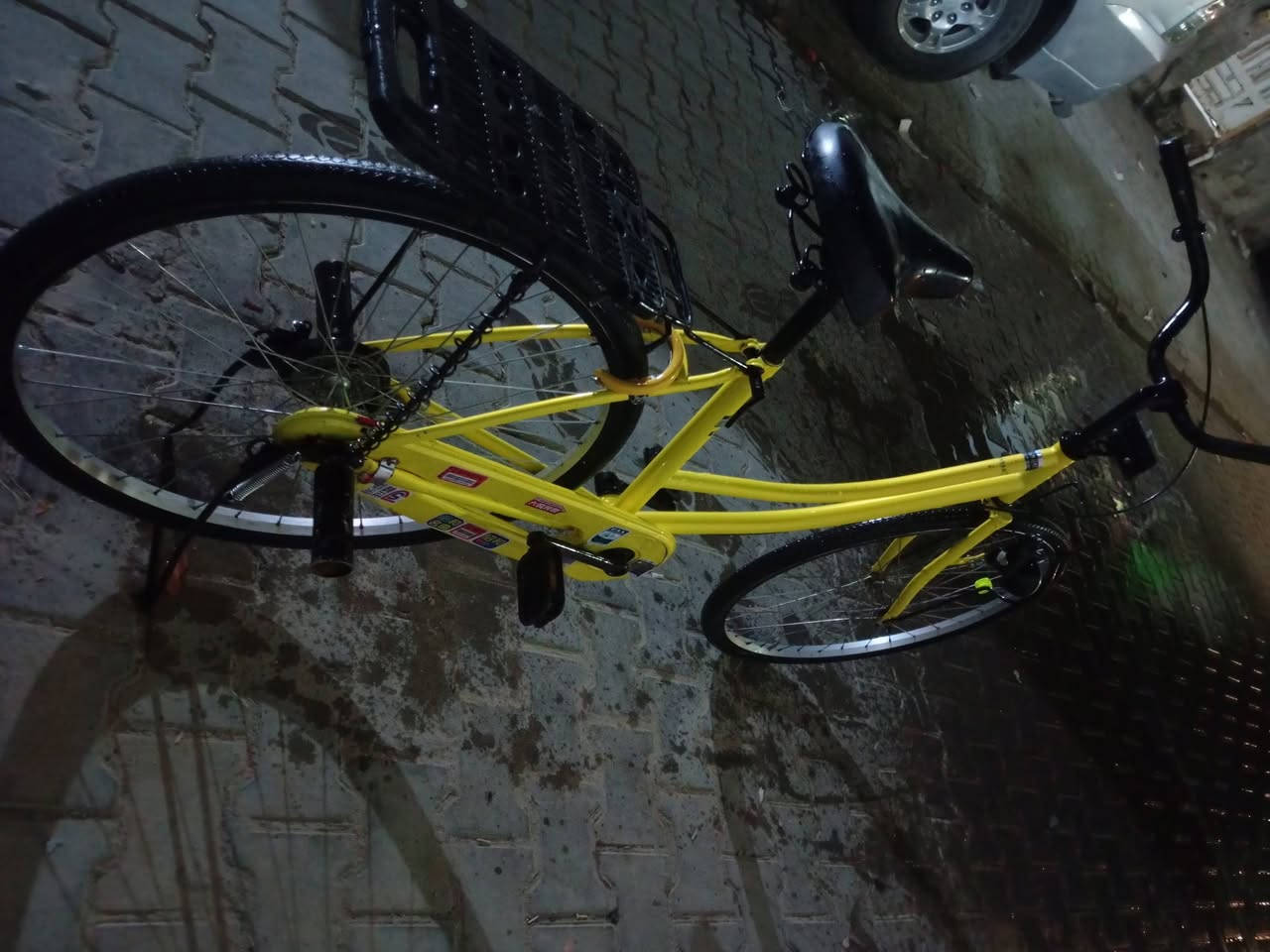 السلام وعليكم باسكل للبيع سعر على هذا الرقم *********** كوت
