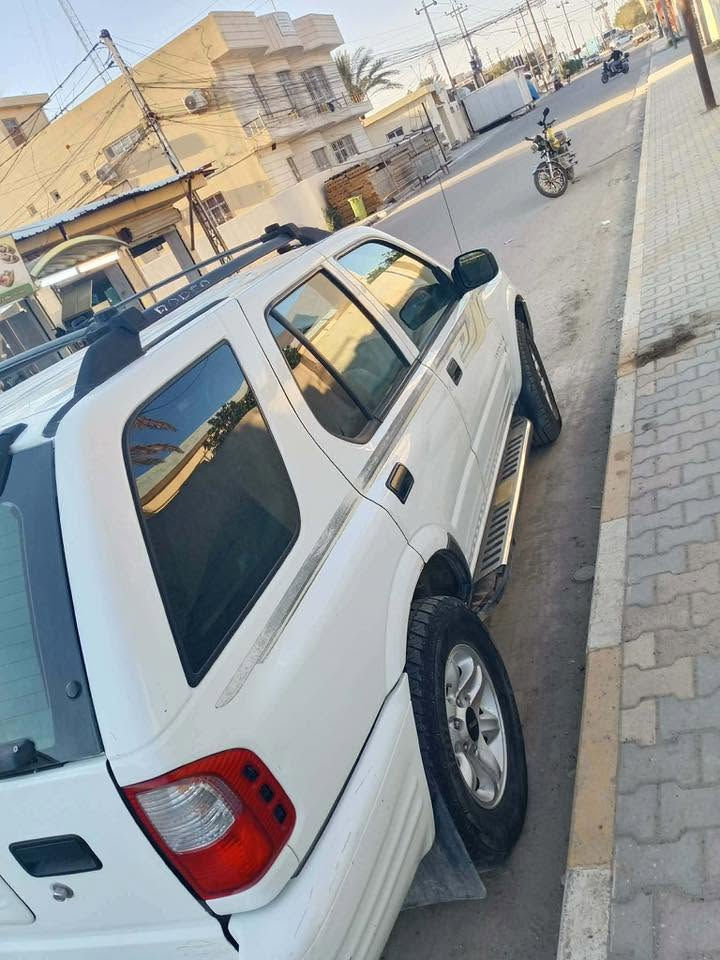 ازوزا 2004
كير ومحرك بلادي كير اوتو 
تبريد شغال
حجم المحرك 3200 6سلندر السياره جاهزه 
السعر 65 وبيها مجال
رقم بغداد الانكليزي

ترهم مراوس حسب القناعه

للاستفسار 

‭***********‬
‭***********‬
