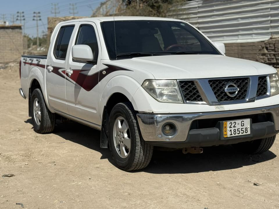 سلام عليكم نيفاره موديل ٢٠١٣ رقم أربيل اوتماتيك مكفوله كفاله من ضربه والصبغ والتبديل ماعنده مكانين بارد فقط جاهزه 
البصره القرنه***********
