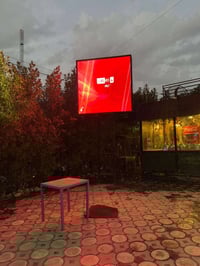 شاشه اعلانيه خارجيه دقهp4 حجم2x2 نضيفه استخدام قليل للبيع للاستفسار ‭0...