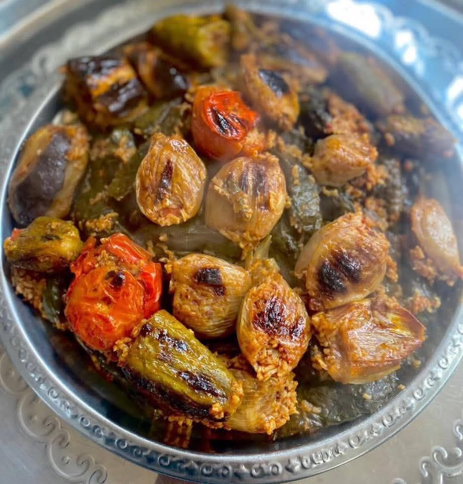 يتوفر دولمه حامضه ولاجعه وطعم لايقاوم كدر صغير 10 كدر وسط 15 الكبير 20 رقم الحجز *********** الحجز مسبق رجاء
