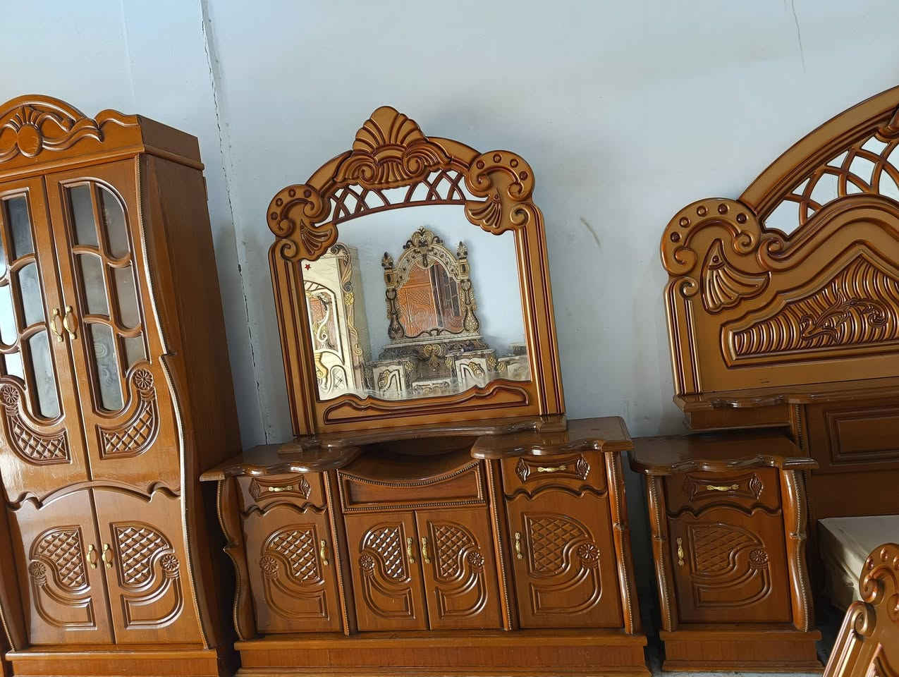 صاج تسگام نضيفه كلش 
850 وبيها مجال 
(مكاني الغراف )


**إذا كنت صاحب هذا الإعلان وتريد حذفه لأي سبب، رجاءا أرسل رسالة إلى الدعم الفني**