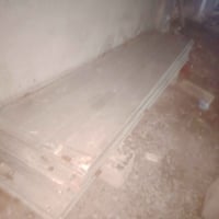 اجناب للبيع ارتفاع   بدون باب خلفي  ٠٧٧٥٢٣٩٧٥٧٣ ولسعر  ١٠ ورقه وبيه مج...