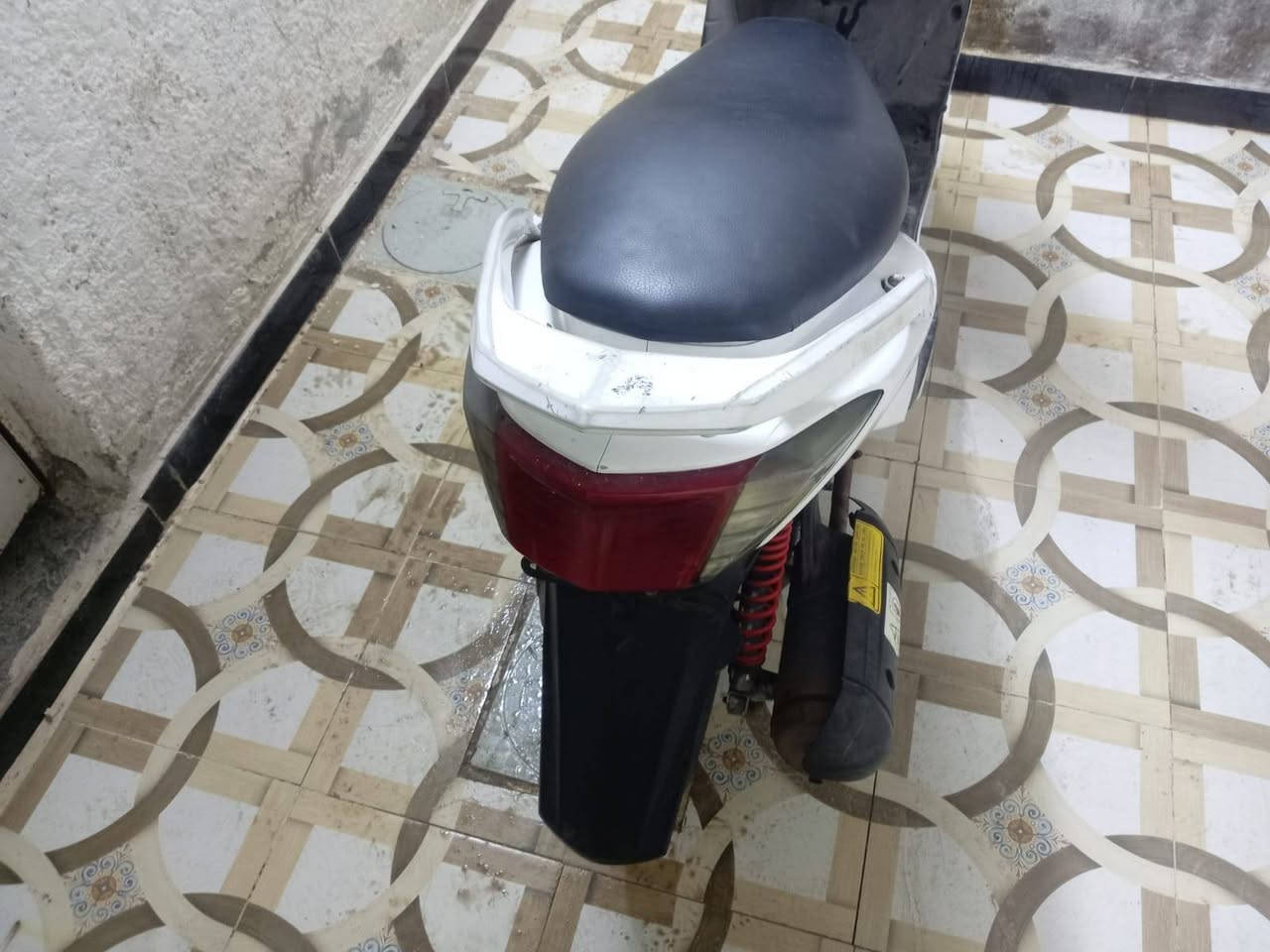 سلام عليكم سكنس فحل درجه حلوه ناعمة سلف وهندر كهربائات كلهه شغله سعر 450 عنوان مدينه الصدر ***********
