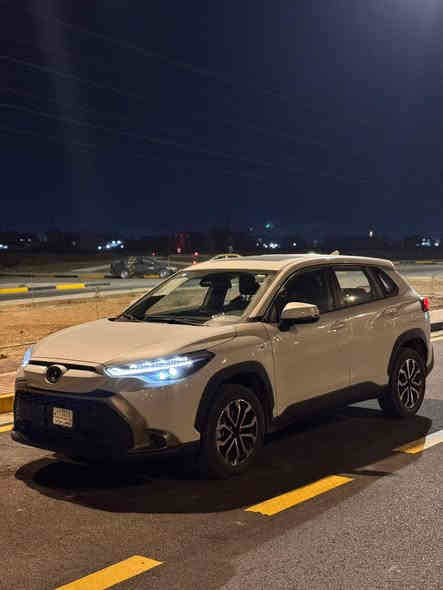 كورلا فرونت لاندر زيروا الوجه الجديد لايت خمس عدسات زينون كشن جلد اصلي كهرباء محرك 2000  فتحه بصمه كامره اصليه السعر 150 اتصال ***********
