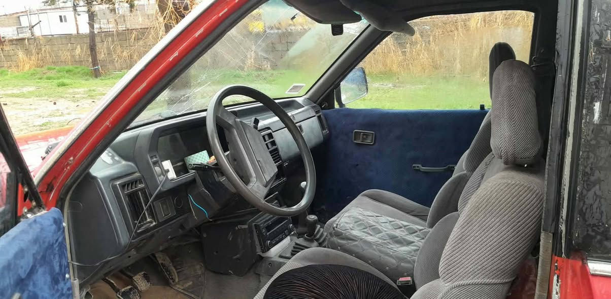 سڵاوی خوا لەهەموو لایەک..ئەم پیکاب مازدایە بۆ فرۆشتن گێڕ و مەکینە و ئەکسل بەشەرت 4 تایەی تازەی لەژێرە ئاڕمی پلاستیکی هەولێر سعریشی 22گڵاو معامەلەیە شوێنم سلێمانیە ڕەقەم تەلەفون ***********
