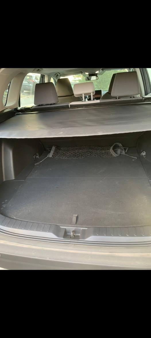 سلام عليكم ورحمة الله وبركاته بيع سياره تويوتا راف فور 2024 فيلي سياره نضيفه جدا مضروبه تكمه خلفيه باب خلفيه يمنه سياره امانه نضيفه ماشيه 9 ميل XLE فول مواصفات 23.000 بدون رقم اتواصل اتصل على هاذه رقم ***********
