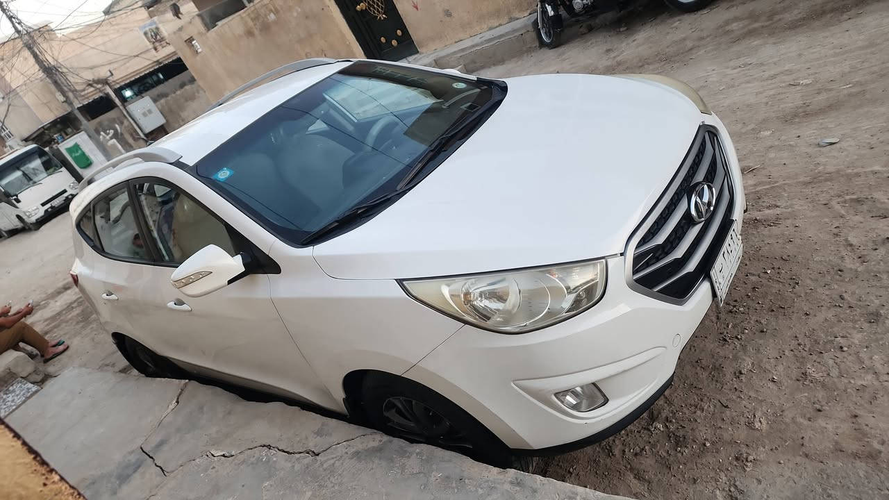 سلام عليكم توسان ١٢خليجيه مواصفاتها معروفه بيهاتكشيرصبغ  سبب الغسل ماشيه ١٣٥ السعر١٣٠$ بيهامجال *********** واتساب اذامراوس بحدث انطي فرق
