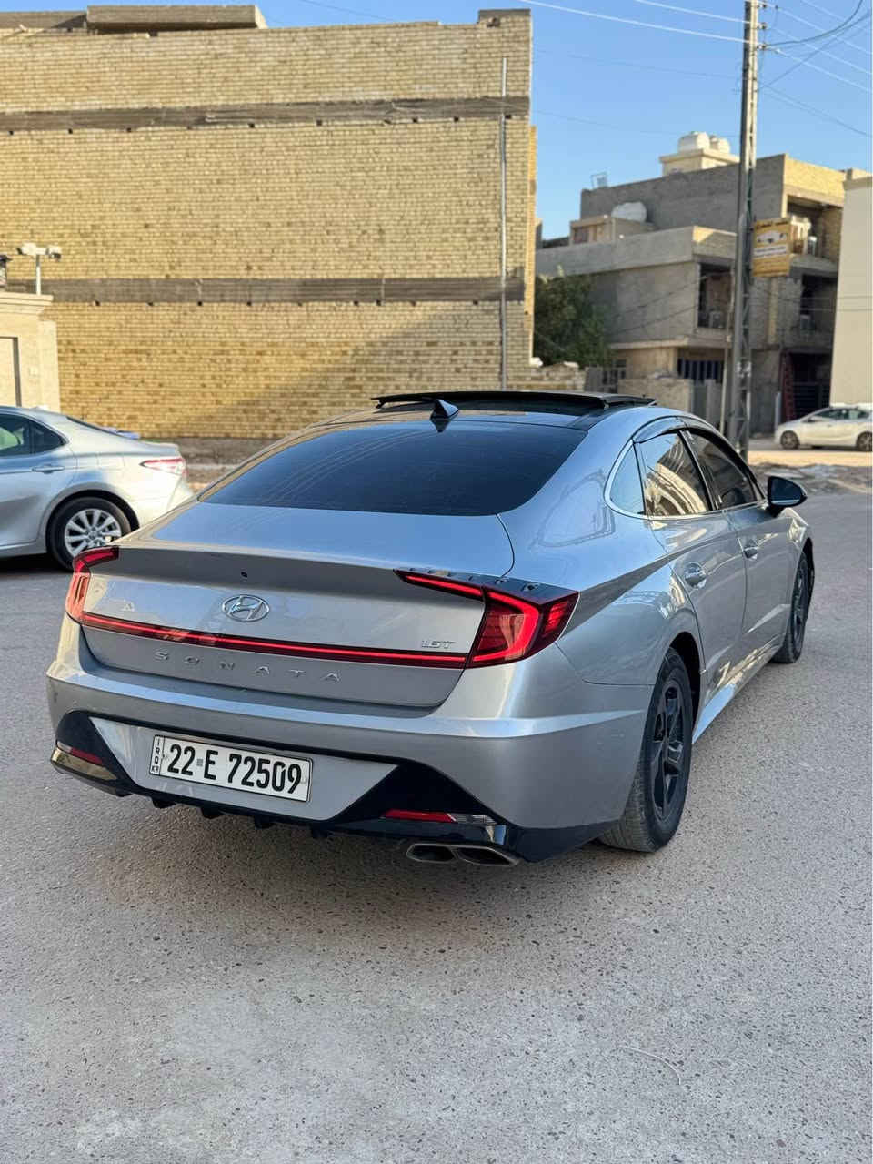 السلام عليكم
السعر ١٢٩ وبيها مجال قليل
سوناتا موديل ٢٠٢٠
فول ١/١ 
مكينة ١.6 تيريو
حادث جاملغ السايق وهنا بيها كم قطعه صبغ فقط ابيع حزام
كير مكينة كفالة
ماشية ٦٧ ميل
رقم اربيل الجديد تريد تحويل وكالة
مكاني بغداد الدورة
*********** بغداد, العراق
