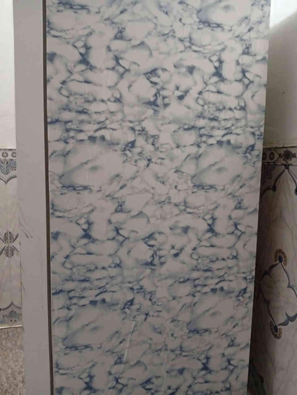 سلام عليكم
ثلاجه ام بابين نضيف جدا ماداخله تصليح 
ثلاجه ثلج 
للبيع العنوان ناصريه مركز 
الشراي يجي خاص او واتساب 
***********
