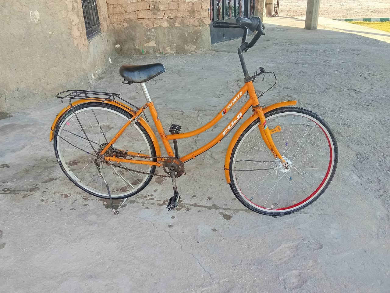 بايسكل للبيع حجم 26 سعر 40 وبي مجال


**إذا كنت صاحب هذا الإعلان وتريد حذفه لأي سبب، رجاءا أرسل رسالة إلى الدعم الفني**