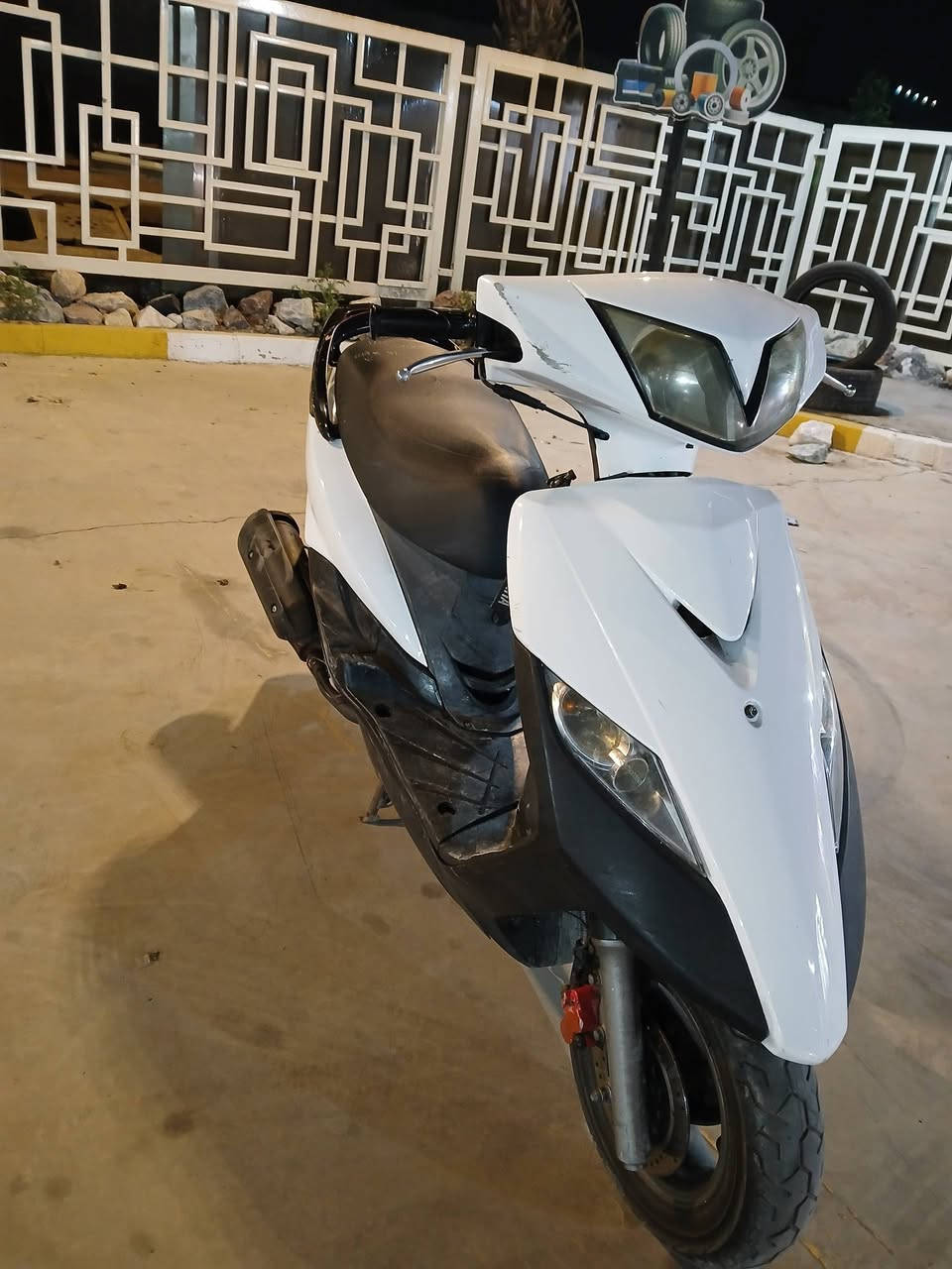 سلام عليكم ثعلب للبيع
دراجه خير من الله جاهزه من كل النواحي مكينه مكفوله ما ملعوب بيها ابد تجي وتشوف وتفحص كهربائيات شغاله حتى الكشر يخبل مايشه 16 الف كيلو حقيقي دراجه 2007 الله شاهد ما رمبه على ايدي مداريها ما صار الها هواي نازله + سلف نركه تشتغل ب اي وقت وهندر واحد ب اي وقت شلعه ومعدل تعجبك دراجه كلش حلوه صوتها ناعم كلش السعر 750 وبيها مجال للطيبين الرقم *********** العنوان شقق زيونه بيك خير وتدلل
