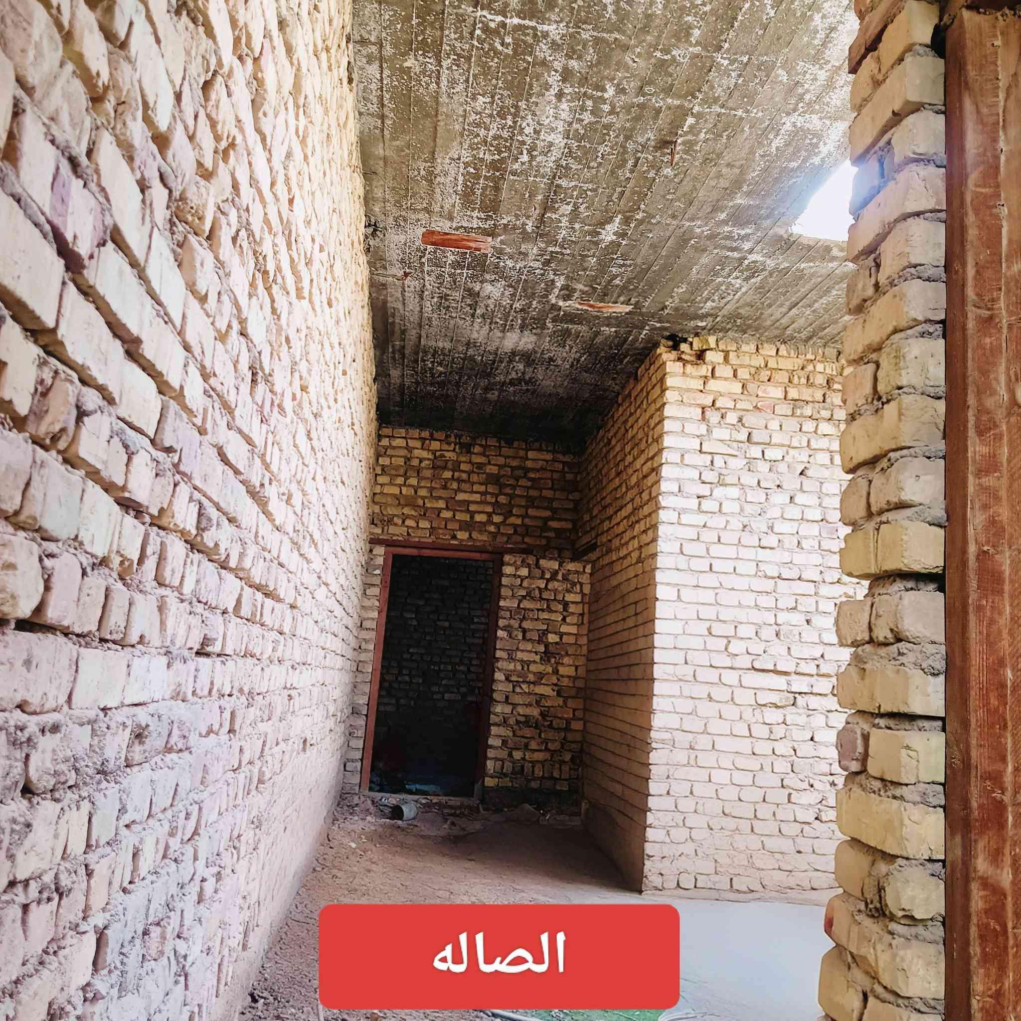 سلام عليكم هيكل للبيع مساحه100متر في منطقة الحسينيه (السكلات) قرب مدرسه الفيحاء هيكل كامل وهذي اجزاء الهيكل بلصور  يتكون من
استقبال. صاله. منور. حمام داخلي. غرفه نوم.    الاستفسار على هذا الرقم ***********
