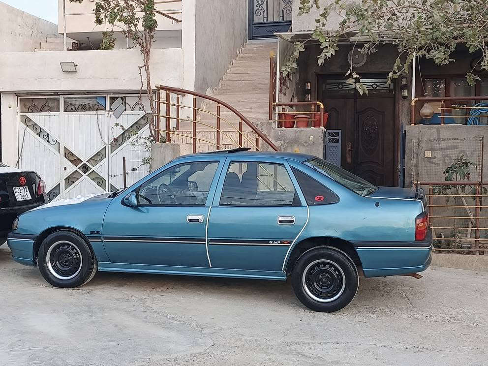 ئۆپڵ ڤیکترا مۆدێل 1992 مەکینە 20  ئاڕمی سلێمانی بەشەرتی ئاڕم و ئەوالیات موس و بڕاوەو غرامەش سەیارەکە هەتا بڵێ هەیکەلی جوانەو بێ تەقەو ڕەقەیە دوو جامی پێشەوەی کارەبییە کارەبای هەموو گیانی ئیش ئەکات لایت زینۆنە بەگلایتو ناو داشغولی هەموی ئیش ئەکات تەجیل و مکەبەرەی مەزبوت بلوتوسە سڵایدی ئیش ئەکات 
شوێن سلێمانی 

سعر . 29 گەڵاو معامەلەیەکی کەم 
ژ.م . *********** السليمانية, العراق
