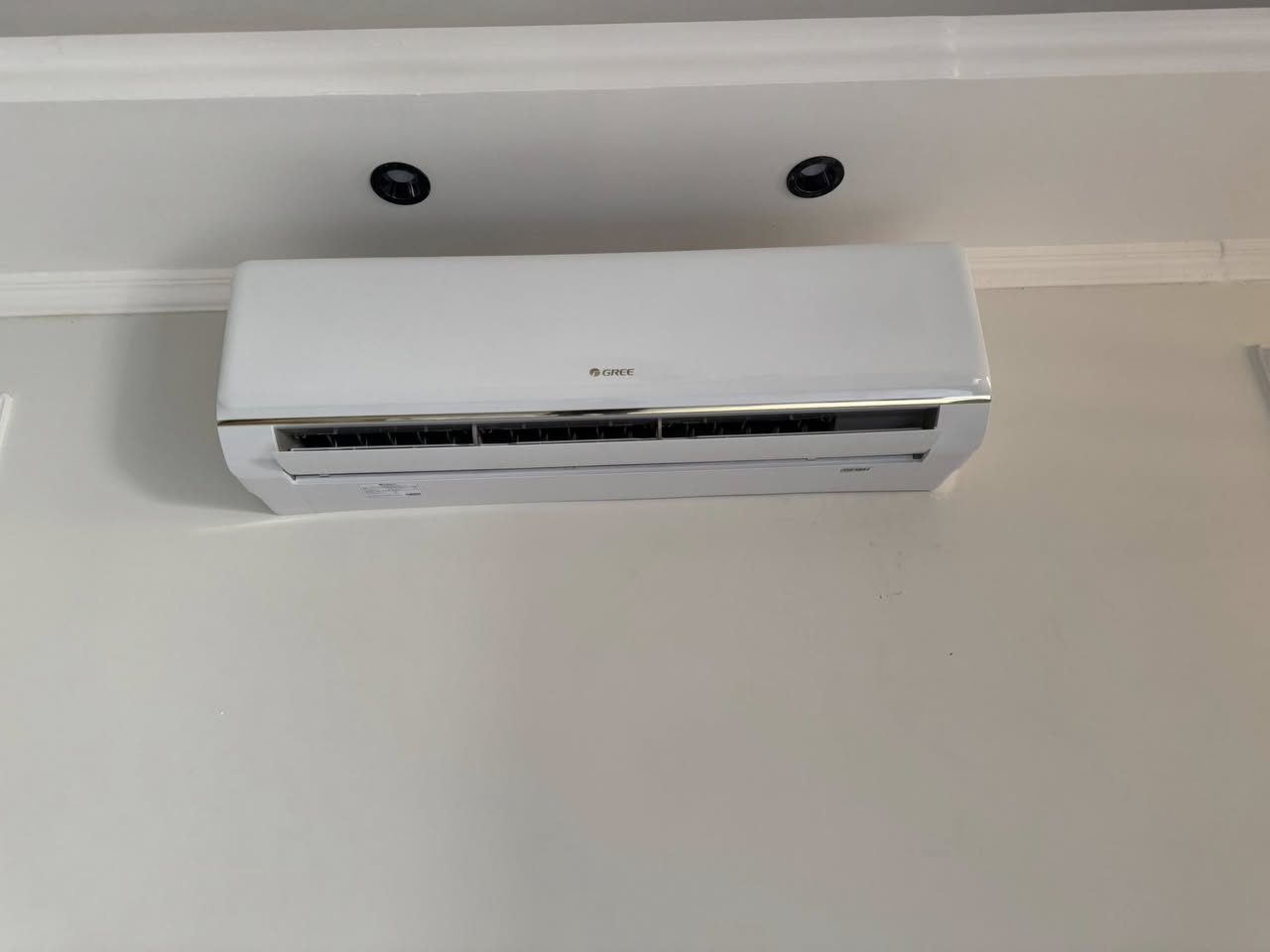 ورشه الهندسيه للتبريد متنقله في بغداد 🌐

لتنصيب وتركيب سبالت ❄️ وفتح سبالت ❄️ وغسل وتنظيف جميع انواع السبالت 💧 

//////////////////////////////////////////////////////////

💥 جزء من اعمال ورشتنه على بركه الله 💥

تم تنصيب مجموعه /كريGREE /وفتح سبالت اخرى مع ضمان العمل ✅ 

للتواصل عبر ***********الرقم :

📱واتساب ***********✅ 

او مراسله الصفحه
