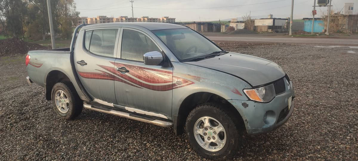 ام سیارەبۆفڕۆشت گێڕومکینەبەشرتە مۆدیل   2009 سعر60  ورقەژم***********
