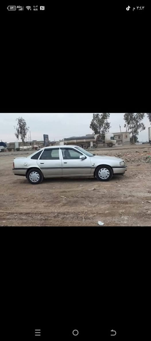 فكتره حجم 20 سياره حلوه رقمهه بغداد انكليزي وسنويه2028 راعيهه موجود شرط المداور كلهه جاهزه ما عده الكير كايم سعرهه 22ورقه رقم ***********
