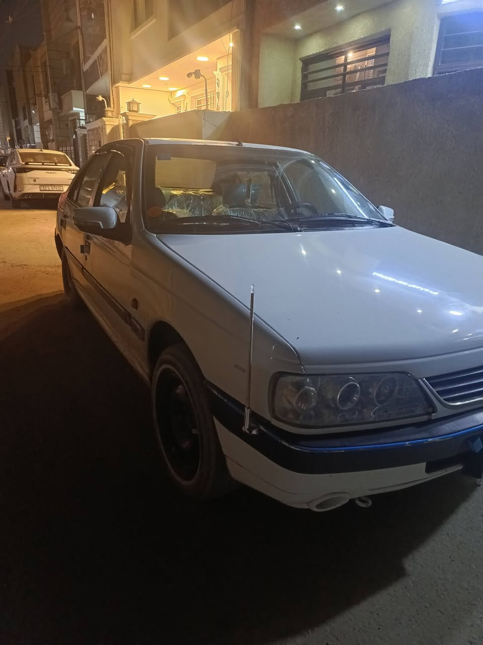 بيجو لميس موديل 2009 لا ضربه ولا صبغ اسياره حلوه وجاهزه بدون اي نقص كله مكفول بغداد الدوره اسعر 40 وبيه مجال الطيبين ***********
