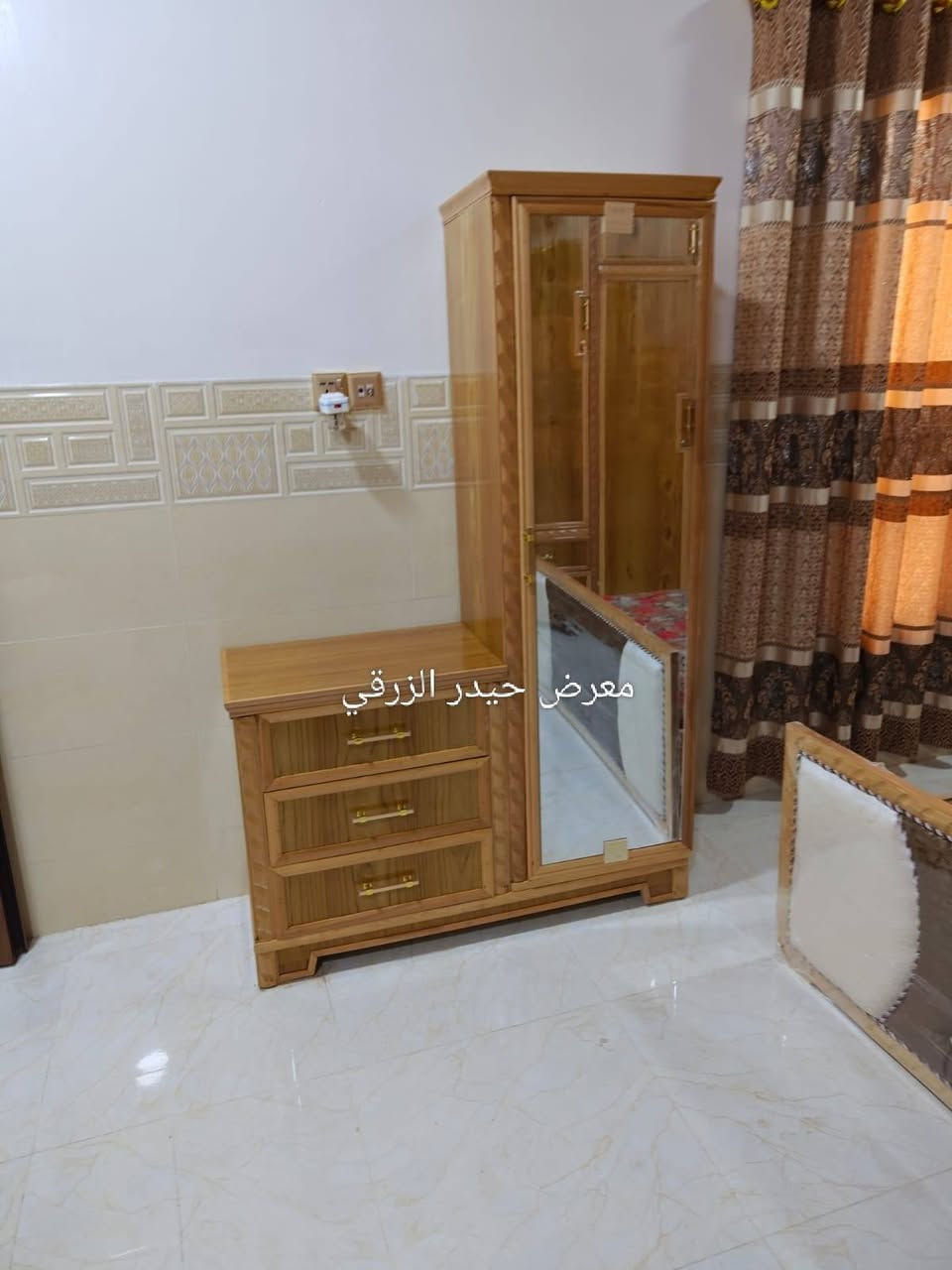 غرف نوم نقد و بالتقسيط على12و 18 شهر بدون مقدمة
خدمة استبدال الغرفة القديمة بغرفة جديدة مع الاتفاق على الفرق
العنوان الموصل الأيمن الصناعة القديمة اليابسات 
لمزيد من المعلومات التواصل على الرقم
*********** يوجد واتساب
المشمولين بالتقسيط جميع الموظفين والمتقاعدين وابطال الدفاع والداخلية
