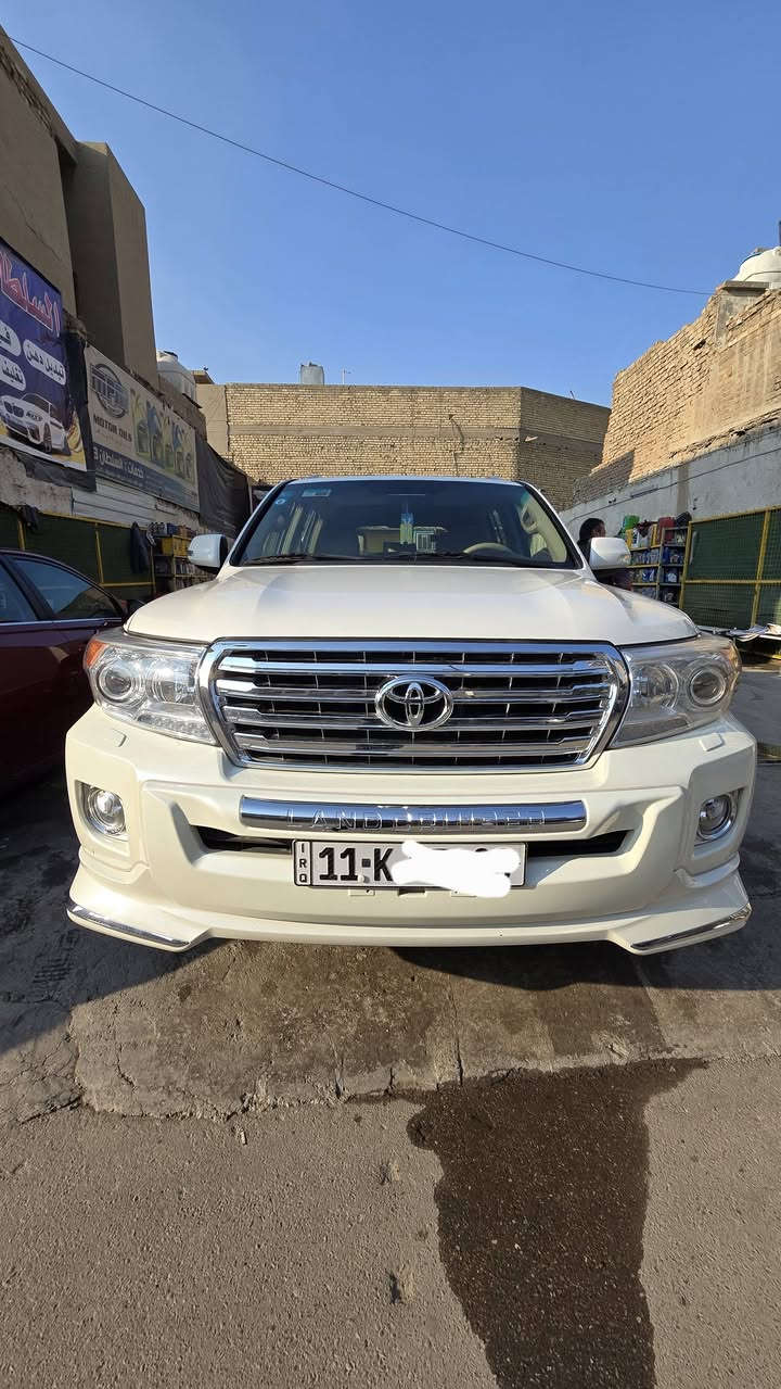 السلام عليكم
للبيع لاندكروز(( 2009 GXR )) محدثه 2014

مكينه 6 سلندر 4.000 

فوول مواصفات فتحه وبصمات وكشنات جلد   وبقية المواصفات المعروفه 

🛑 السعر $300 وبي مجال جداً بسيط
كير مكينه صدر تبريد تخم تاير كوله جديد 

مكاني بغداد  الإعلام ***********
