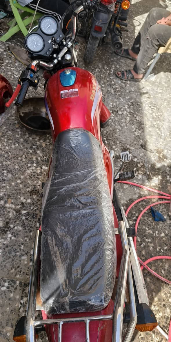 كلك كلك
عضم موديل 19 مكفوله مامفتوحه شرط 
شلعه فول كهربائيات جاهزه سلف 
لايت زينون عالي ناصي 
كلشي ماناقصها 
سعر 600 وبيها مجال او مراوس بنفخ كلك


**إذا كنت صاحب هذا الإعلان وتريد حذفه لأي سبب، رجاءا أرسل رسالة إلى الدعم الفني**