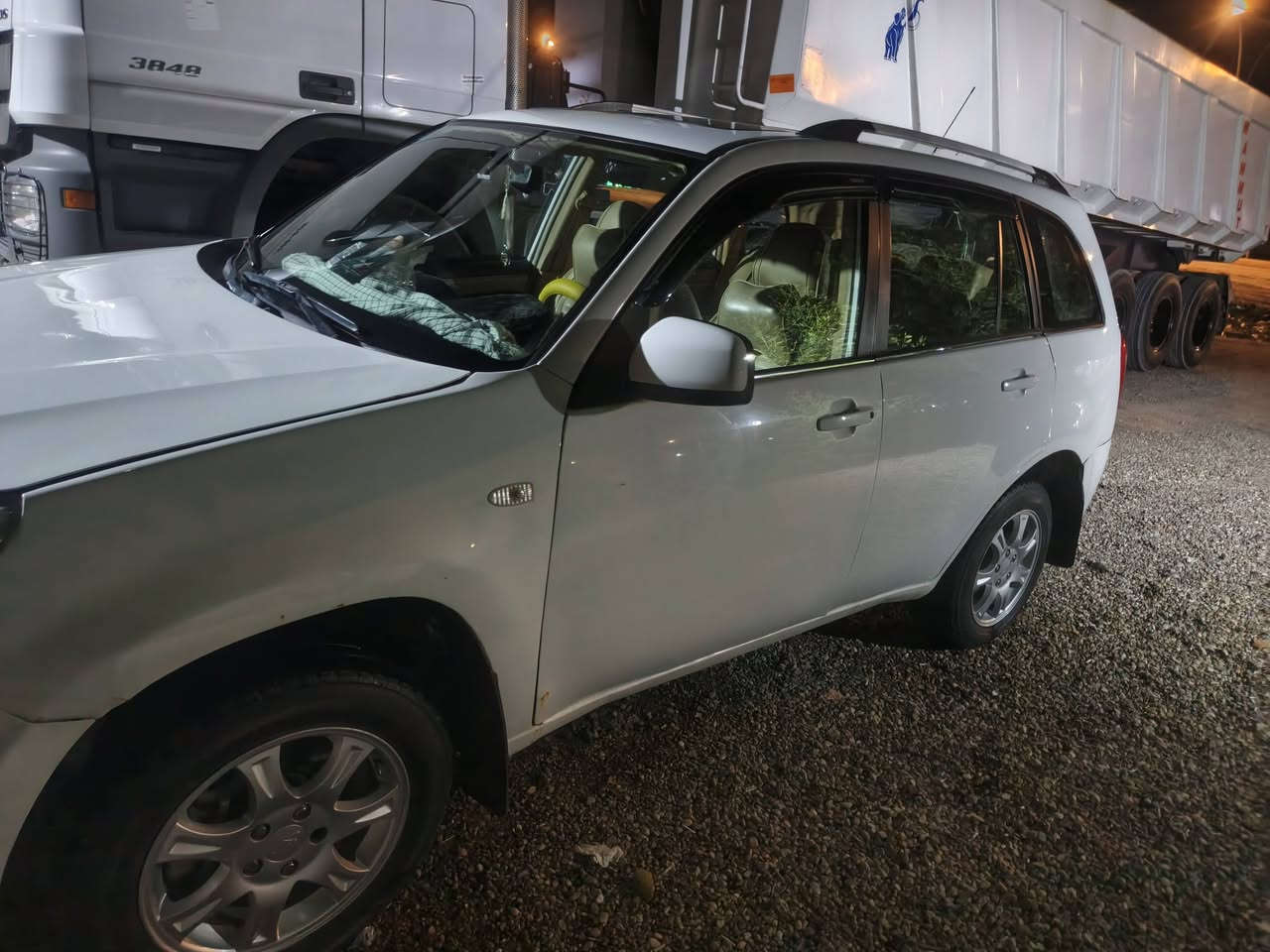 تيكو 2013لبيع كفاله كير ومحرك 
رقم جديد سنويه ل28 هزه جديده 
تريد تحويل اتريد وكاله 
مكفوله من ضربه وحادث 
تخم تاير 
تبريد شغلل كهربائيات كلشي بيها جاهز يعني شغل ولبغداد 
السعر 55ورقه وبيه مجال لشراي
رقم هاتف ‏‪***********‬‏
