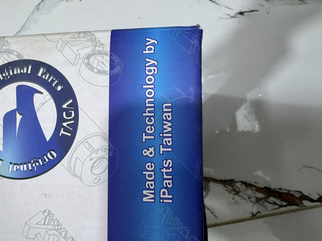 السلام عليكم عبوه دورنكو قبل فتره سويت فتحه للتانكي وجبتهه احتياط اصليه 100‎%‎ وهسه انباعت السياره وبعدني ما مستخدمها كامله جيب وشد وترهم للجيب والدورنكو من 2017 لحد 2024 اخذتها ب175 قيمها واخذها
ميسان ***********
