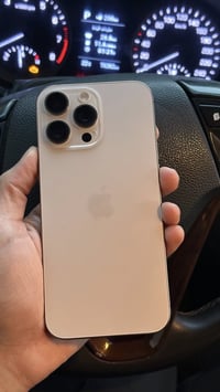 آيفون ١٦ برو ماكس • ٢٥٦ • بطارية ٩٩٪