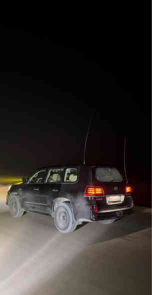 سلام عليكم 
لكزس 2010للبيع ماشية 115سيارة جديدة مكينة وكير جدد ما مفتوحات بيدي صار بيهة بارد ب الجاملغ جهة الصدر واربع اصابع جهة السايق الباقي كفالة سعر 335 وبيهة مجال للطيبين مكان السيارة النجف *********** سوران
