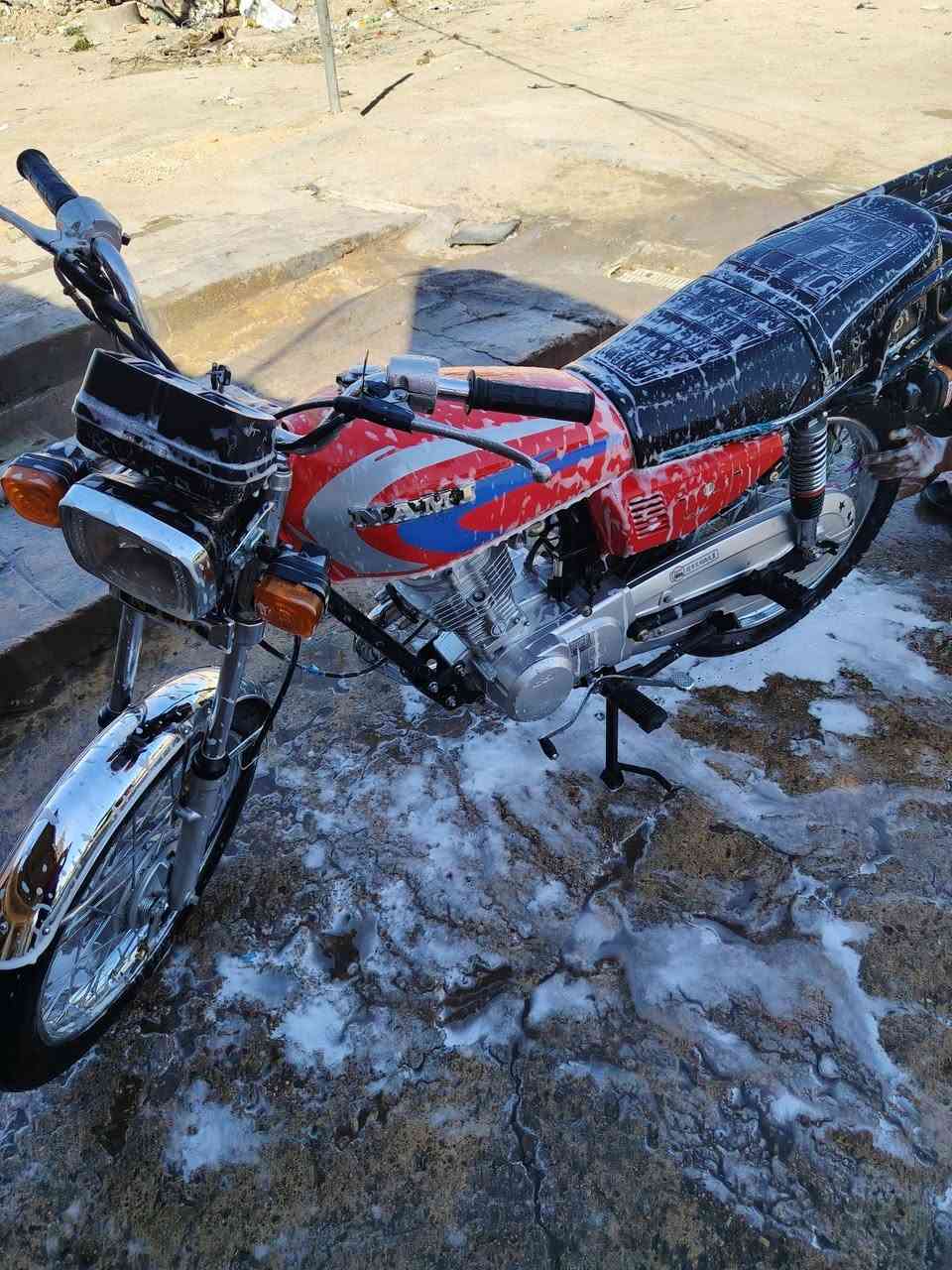 دراجه نامه 3 احرف باب اول
مكتوب على الشاصي ايراني
كهربائيات كلها شغاله
اوراق اسكنر
موديل 23 
ب500 و50 وبيها مجال
مكاني كربلاء. الساهرون


**إذا كنت صاحب هذا الإعلان وتريد حذفه لأي سبب، رجاءا أرسل رسالة إلى الدعم الفني**