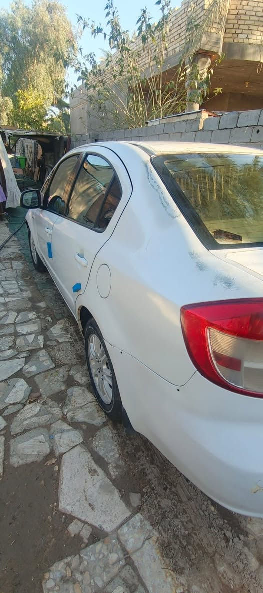 السلام عليكم سيارة نوع سازوكي موديل 2010 مكينه 1600 كير اوتماتيك بيها اثر جراد من الشمس مكينه لاتنقيص لاتبخير سنويه ساقطه من 2019 سيارة نضيفه مكفوله من الضربه سعره 50 وبيه مجال حك الجيه ***********
