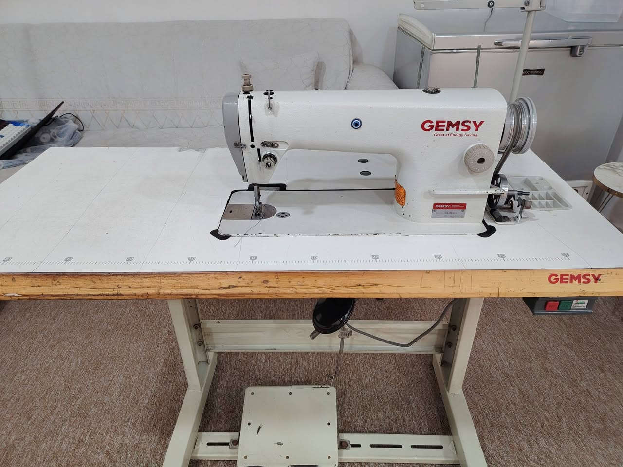 مكينة جمسي نضيفة للبيع سعرهة ٢٠٠ مكاني بغداد البلديات


**إذا كنت صاحب هذا الإعلان وتريد حذفه لأي سبب، رجاءا أرسل رسالة إلى الدعم الفني**