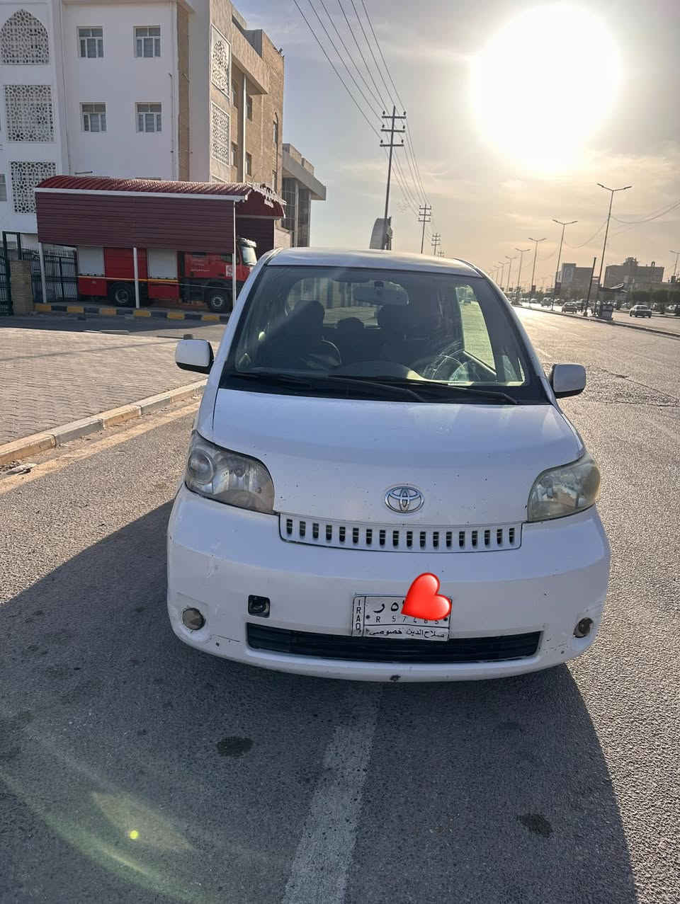 سياره بارتي  ياباني
سياره وكاله مفحوصه وبيها قرص  وكاله بسم راعيها بلنجف 
اتريد وكاله اتريد امداور  تدفع كمرك 
سياره كير مكينه قبل فتره شديتهن 
حداديه جديده 
شاشه 
تبريد 
باب سلايت 
مري شفط 
بدلت زوج تايرات 
ادامه كامله للمحرك مسويها 
ماي راديتر زيتي اصلي 
باتري جديد 
هستوني امبدللها دهن 
وسياره بلبانزين ما شاءالله تنسا 
سياره ماعايزه برغي والياباني معرف

سعر 40وبيها مجال قليل 
*********** راسلني 
ملاحظه مكانها نجف
