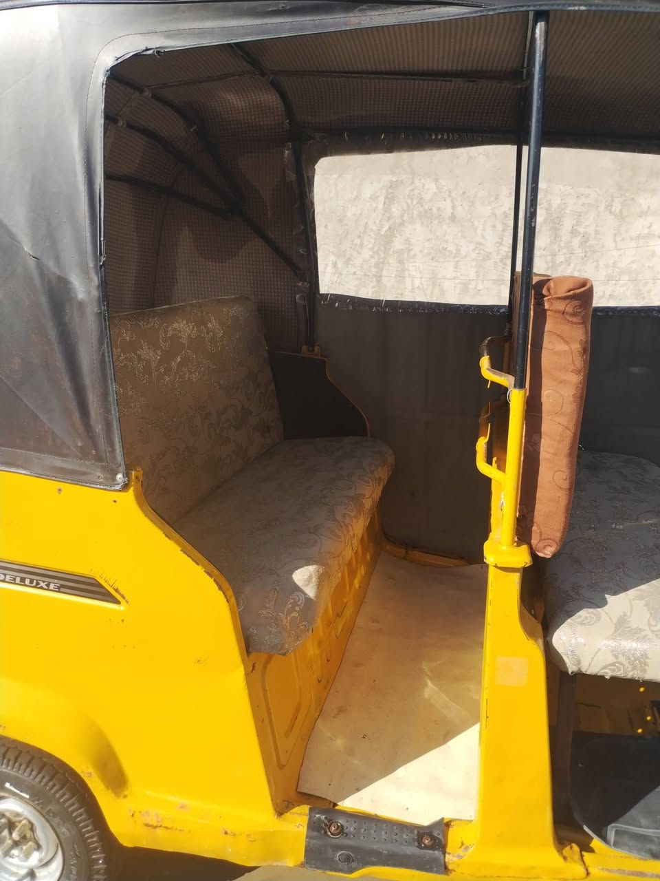 السلام عليكم تكتك تي في اس 2021 الوجبه الاوله بدون بيبان رقم وسنويه بغداد بسمي تجفيت شركه قبل سبوع مجفتها كلج جديد اكسل جديد عنبار رئيسي جديد بنزات جدد عنابير جدد فلنجات جدد غمشيات جدد تكتك مال جناي كله جديد البيها العنوان بغداد احي اور سبع قصور وهاذا رقمي *********** واتساب فقط 
السعر 6 مليون وبيها مجال الطيبين 
اخوان الماعاجبه السعر لا يعلق ويطلع حجي من يمه السوك كلشي بيه رحمه الموتاكم
