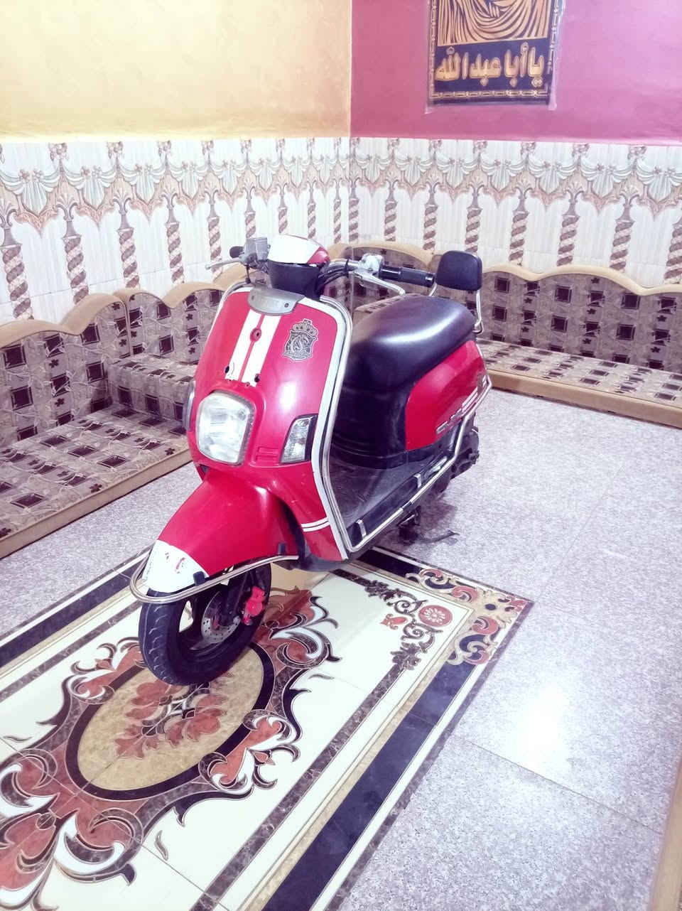 بوليسي حاويه توه طالعه شهر  تقريبن كفاله عامه من كلشي

شادله درع خارجي حديد ب١٥٠ الف مسوي سعره خاص

جنايه يتصل ***********  كله شغاله
