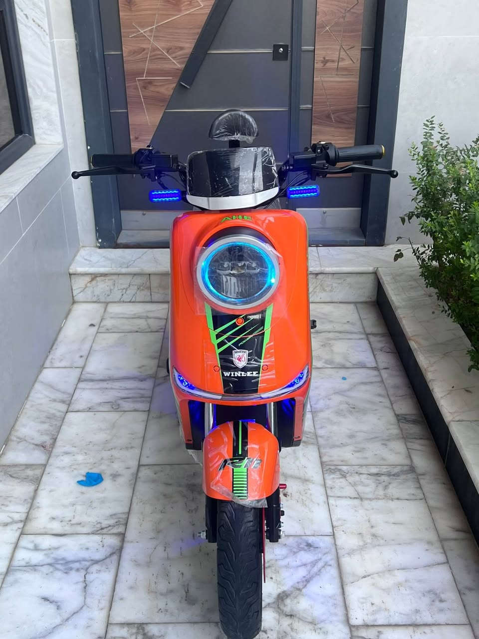 سلام عليكم ورحمة الله وبركاته دراجه ار11 للبيع
موصفات دراجه✅

نظامP

نظامR

اشاره لد

شاشه إلكترونيه تبين السرعه وعطل دراجه✅

نظام بك رجوع الئ الخلف✅

خمس بطاريات دبل كبار✅

لون دراجه/برتقالي✅

بيه كارت مفتاحين وكارت 🔥

ملاحظه/دراجه جديده جداً بطاريات جديده اواذا اتحب جيب اوياك مصلح✅

سعر داجه595اوبيه مجال للشراي 

الاستفسار علئ رقم***********
