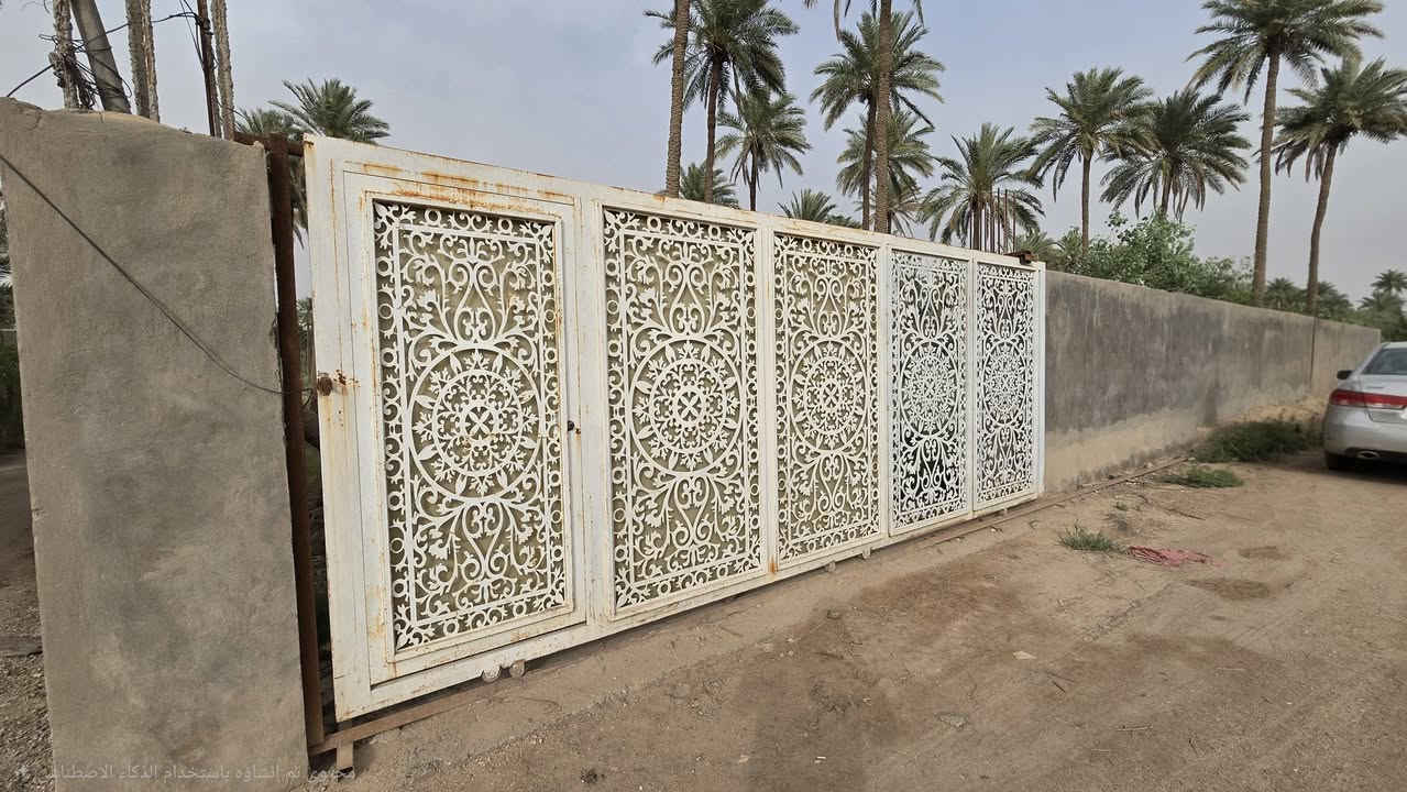 أرض زراعية للبيع 

🔴 التفاصيل 

🔹️ مطلة على شط الكوفة 
🔹️ على الشارع العام 
🔹️ العرض بداية الأرض( 45 ) متر . وبعدين يصير العرض ( 60 ) متر 
🔹️ مساحة الأرض الكلية 8 دونم 
🔹️ مساحة الأرض الشاطية 1000 متر 
🔹️ مسيجة بالكامل 
🔹️ طابو سند 25 
🔹️ باسم شخص واحد 
🔹️ متوفر جميع الخدمات 

🔴 سعر الدونم 60 مليون 

🔸️ الموقع : الكوفة شارع ال عيسى 

للتواصل والاستفسار 
***********
***********
امجد ابو حسن
