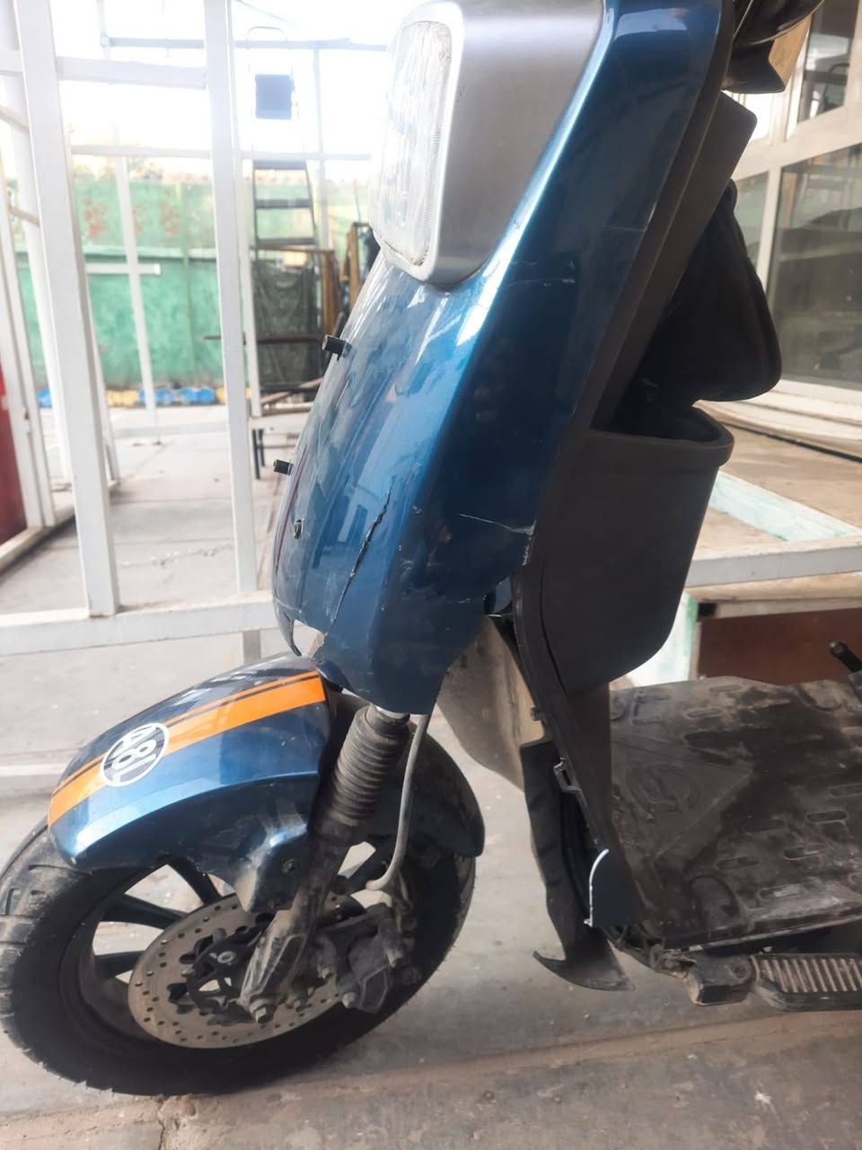 دراجة للبيع A8L
نوع الريان 
عدد البطاريات 6استبدال جديد من الشركة 
المحرك 1500
موديل 2024
ظربة بلكفر الامامي مثل ما ظاهر بلصورة 
السعر 450
بغداد العامرية 
رقم المبايل 
***********
