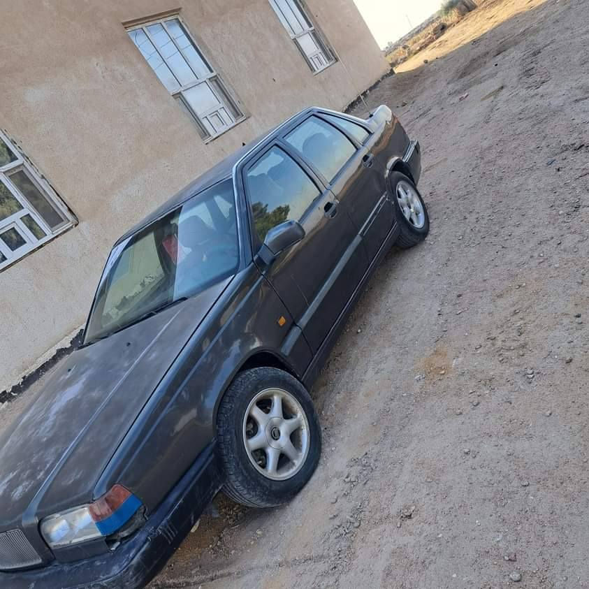 للبيع 850 خمسة سلندر كير عادي گشر مكفول من الصبغ ولخياس رقم بغداد سنويه لسبعه وعشرين ***********
