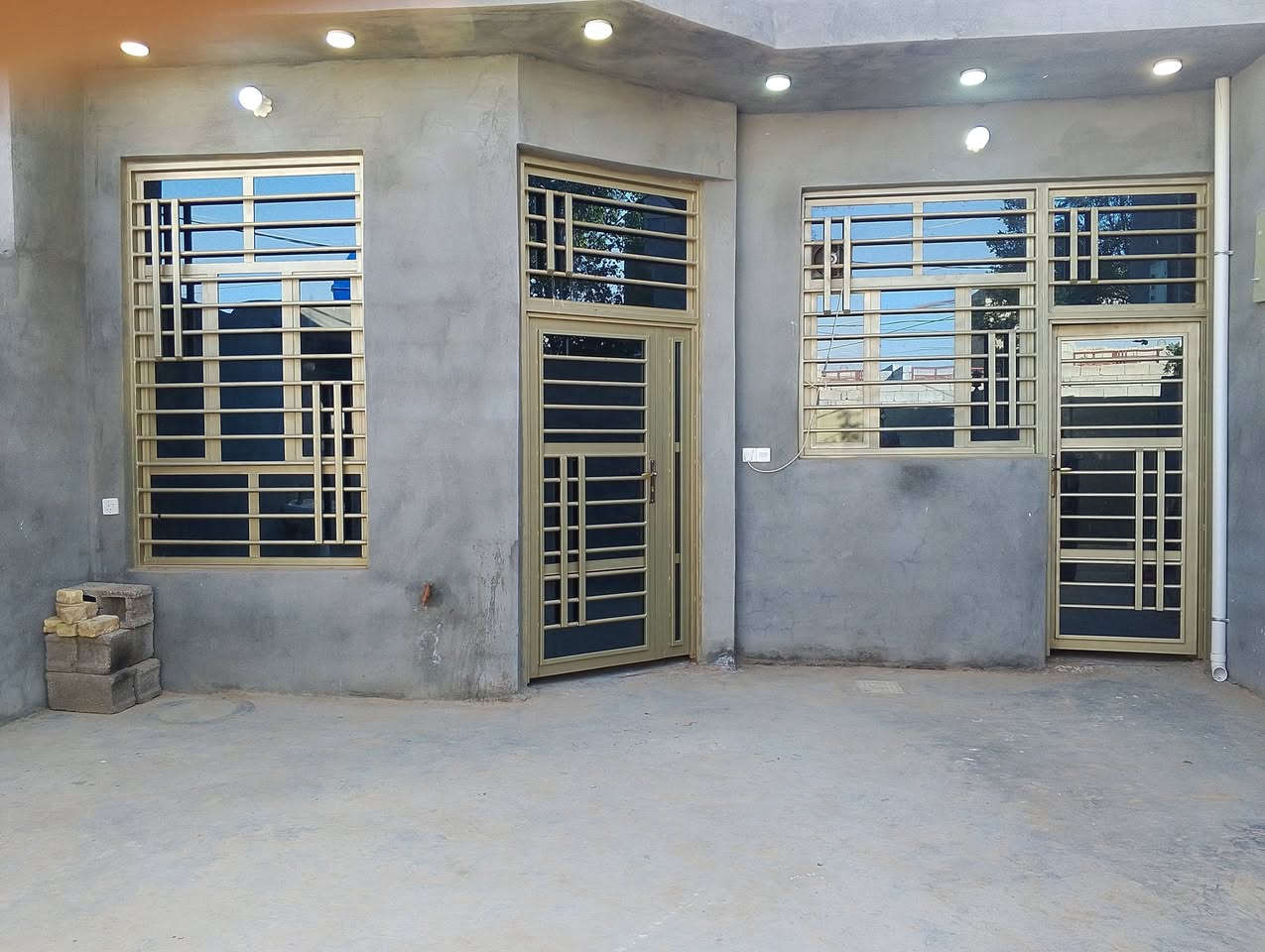 الدار الايجار في الخماس ***********
