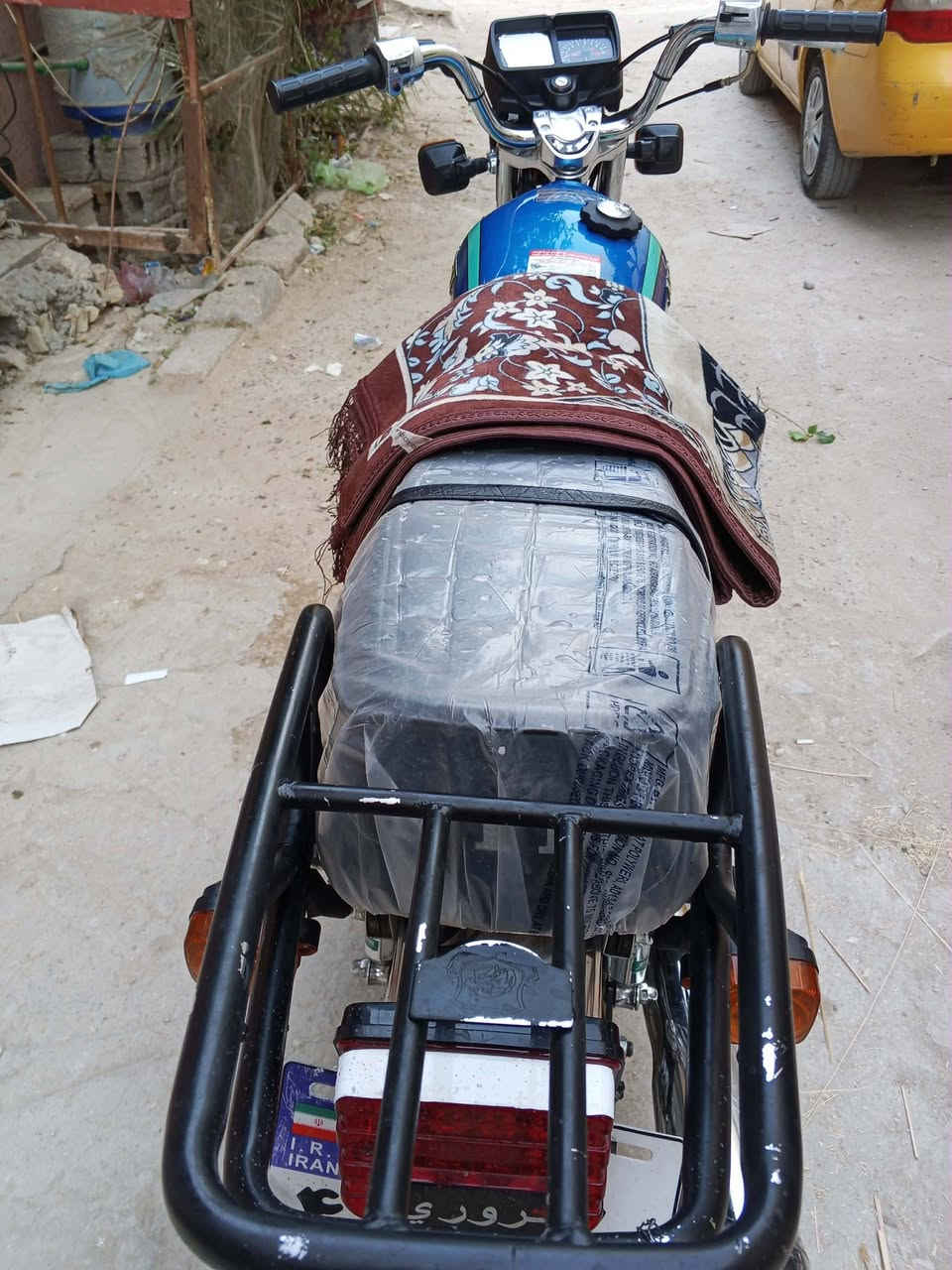 السلام عليكم دراجة اربعة كير مديل 27 دراجة مامتعوبة اوراق سكنر كفالة عامة من شخط السعر خاص او تخابرني ع هذا الرقم **********************
