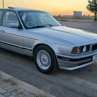 بي ام 525 • موديل ١٩٩٢ • جير عادي
