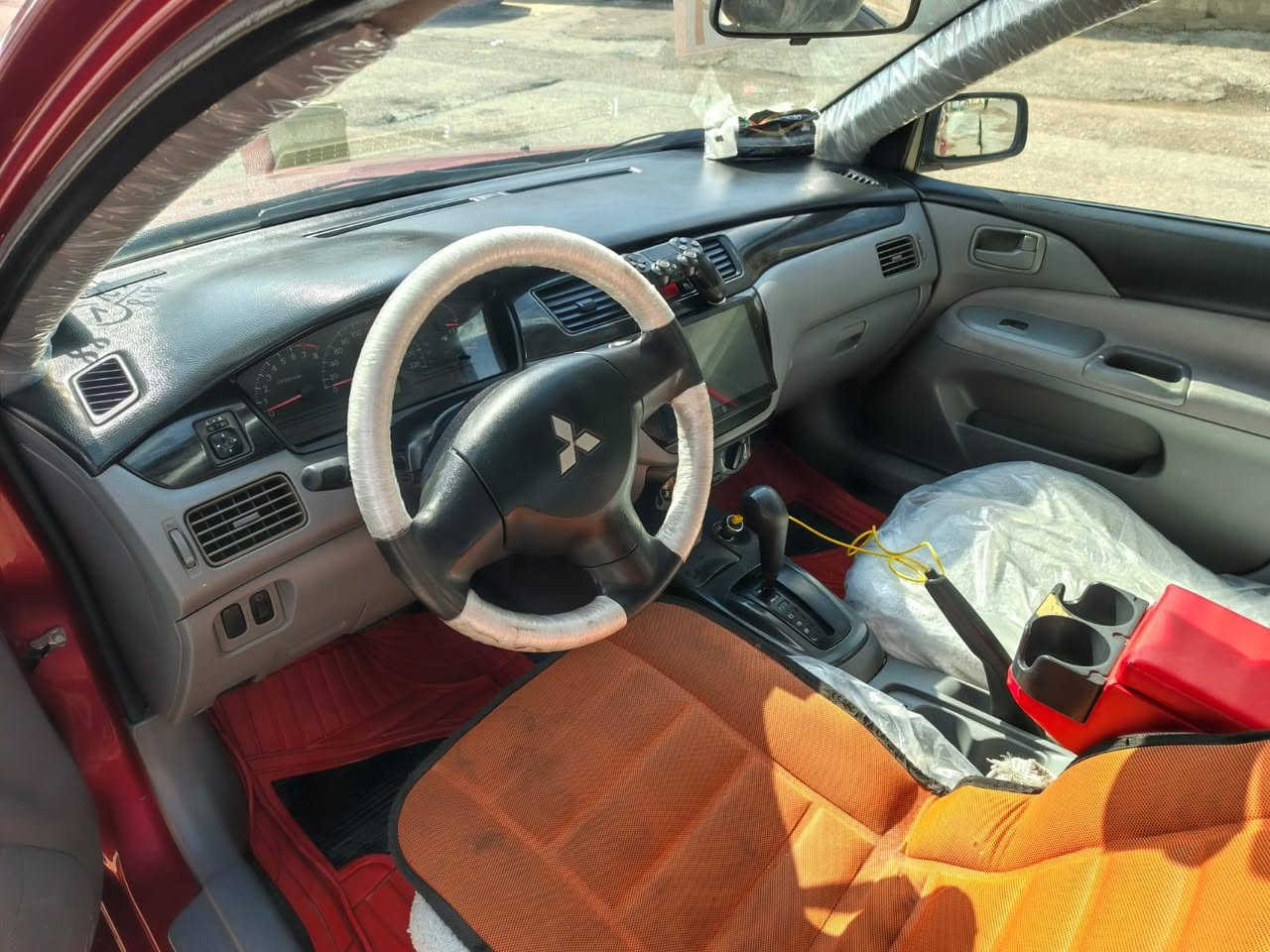 السلام عليكم
لانسر 2010
محرك 13..
كيرتوماتيك ..
سنويه 2030.. 
بيها نص جمالغ ..
ونص باب رش .. 
سياره جديده مال بيت ..
مكان السياره اربيل .. 
سعر 73$..
*********** وتساب 
مكلف بالنشر ../ 
لا تبعث  طلب صداقه 
الطبات عندي مقبطه ادخل خاص
../ كل السيارات انزلها ستوري ../
