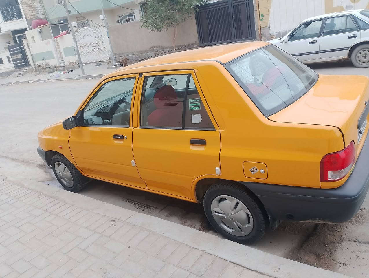 سلام عليكم سايبه 25كفاله عامه ماشيه 20الف سياره جديدة كلش مصفره هيه وغرامات مكاني  ديوانيه حي جامعة موبايل ***********
