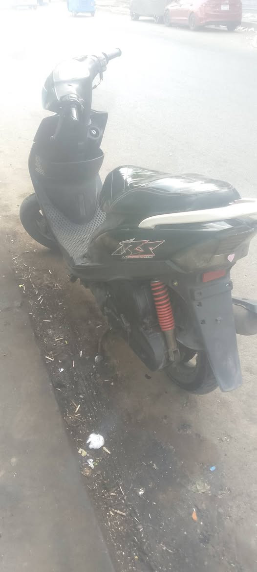 السلام عليكم للبيع دراجه بلاديه سعر 550 ماكس عدله ***********
