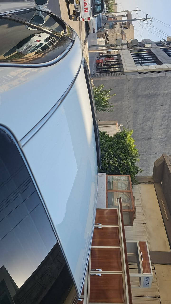سلاو هاوريان شاهينه ي ساخ بو فروشتن ٢٠٠٧ ساج مه له كي ١٨٢ جلدي يابات سلايت اوينه ايشاره ت بيشو دوا هاسه لايت ناوجه ي كوير به سمه ره ساسي ناوزه رد ٣ دوكمه كامل مه سره ف كراوه سه ياره كه ديناريك مه سره في نيه كودي بوكراوه يه كسه ر بيكه به ناوي خوته وه نيو بارجه ي بوياخه سه ياره كه شوشه يه بي جالو شوخته سعري ٨٨ كلاو توزيك مه جال شوين ده ربه نيخان ***********
